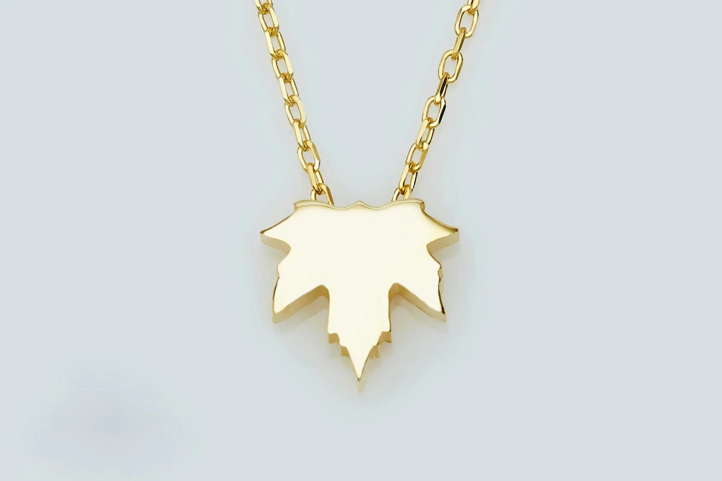 14k Gold Leaf Pendant Necklace | Dainty and Minimalist Fall Jewelry | Perfect for Fall Style Lovers
