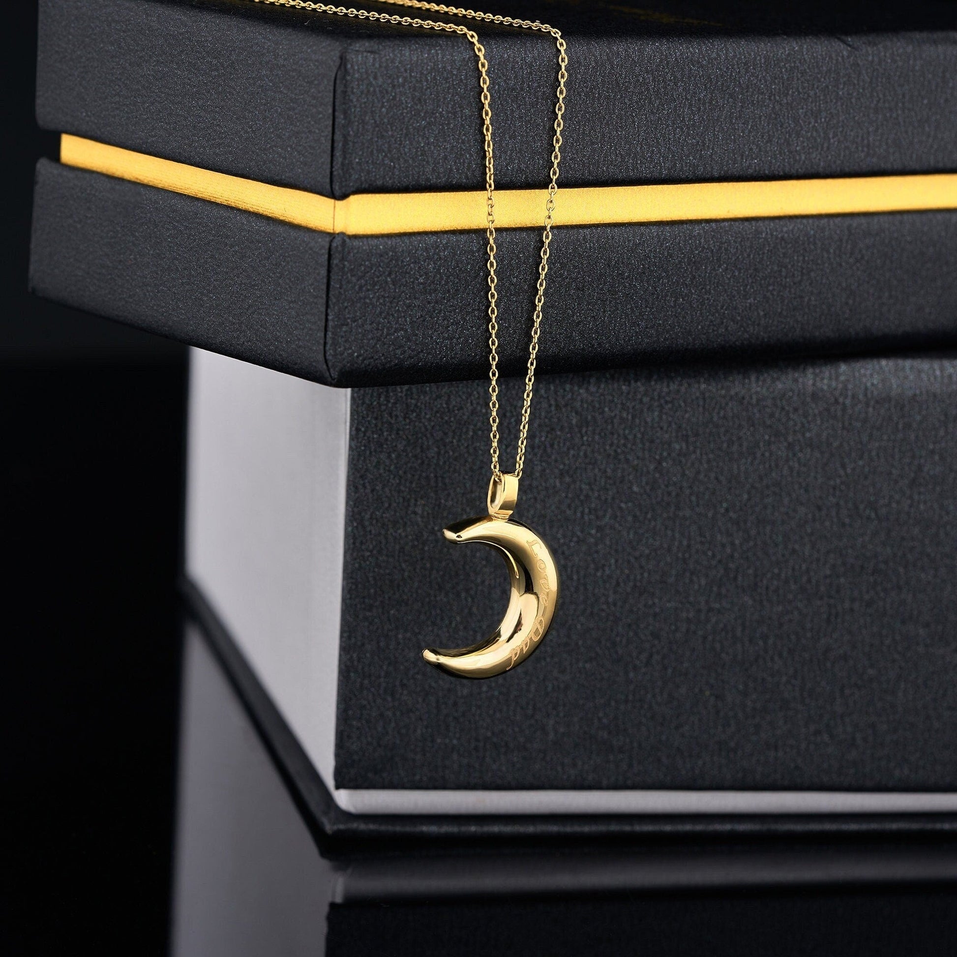 Crescent Moon Urn Necklace for Ashes 14K Gold Cremation Mom&Dad Loss Pendant Pet Memorial