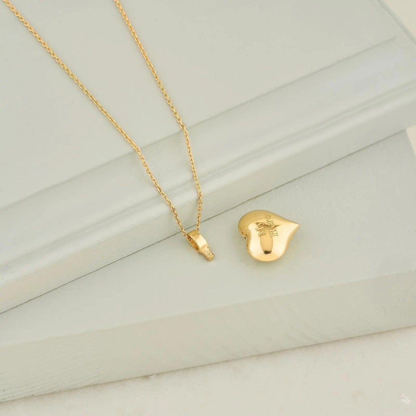 Gold-plated cow head pendant necklace and ring, elegant cremation jewelry heart urn design